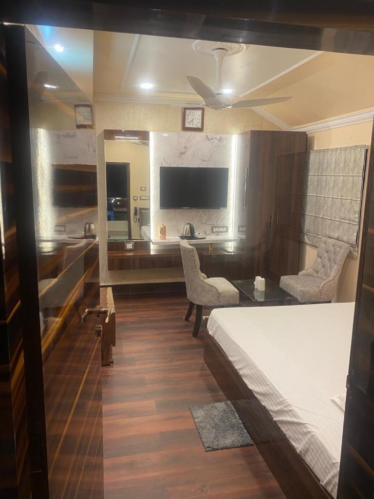 New Mouchak Hotel & Resorts Tajpur Exterior photo